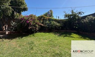 Casa en venta  de 2 Dormitorios c/ cochera en Berisso APTA BANCO
