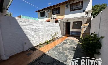 Triplex en venta en Quilmes Oeste