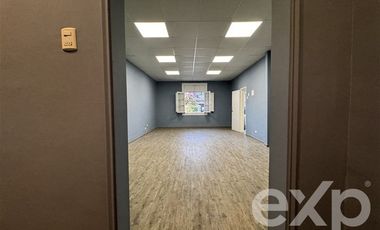 Oficina en Arriendo en Santa Elvira 467, Santiago