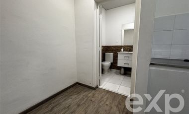 Oficina en Arriendo en Santa Elvira 467, Santiago