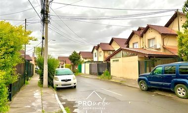 Casa en Venta en La Alhambra Parque Central