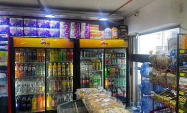Local Comercial en Venta en Metro Santa Ana
