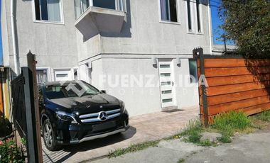 Casa en Venta en Metro Camino Agrícola