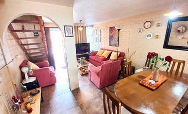 Casa en venta c/ estacionamiento en Laguna Sur