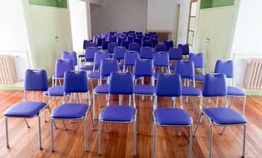 HERMOSA CASA REMODELADA IDEAL PARA INSTITUCIONES