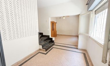 CASA DE DOS DORMITORIOS VENTA OPORTUNIDAD DE INVERSION CENTRO ROSARIO