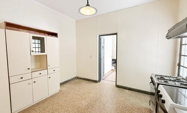 CASA DE DOS DORMITORIOS VENTA OPORTUNIDAD DE INVERSION CENTRO ROSARIO