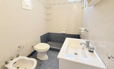 CASA DE DOS DORMITORIOS VENTA OPORTUNIDAD DE INVERSION CENTRO ROSARIO