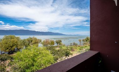 Departamento en PRIMERA LÍNEA DE LAGO DE CHAPALA, ideal para inversión de estancias cortas, 2 habitaciones, 2 baños