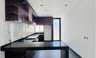 Casa en venta en Aguascalientes Zona Norte x clinica 3 IMSS