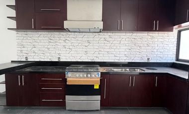 Casa en venta en Aguascalientes Zona Norte x clinica 3 IMSS