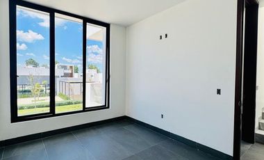 Casa en venta en Aguascalientes Zona Norte x clinica 3 IMSS