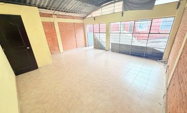 Venta de Bodega C/oficinas, Col. Anahuac (amplio uso de suelo)