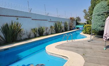 Residencia en Venta en Rancho Contento, Terreno 2,587 m²