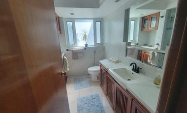 Residencia en Venta en Rancho Contento, Terreno 2,587 m²