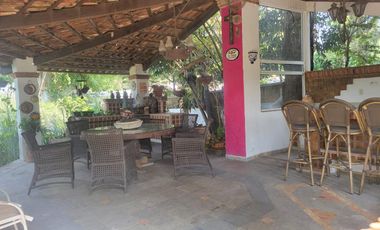 Residencia en Venta en Rancho Contento, Terreno 2,587 m²