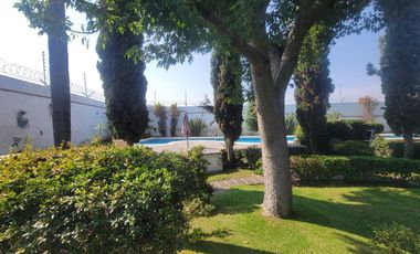 Residencia en Venta en Rancho Contento, Terreno 2,587 m²