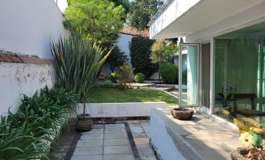 Residencia en Venta en Rancho Contento, Terreno 2,587 m²