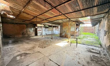 Galpón en venta de 360 m2 cubiertos y 967 m2 de terreno!!!!