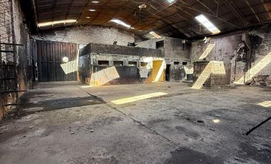 Galpón en venta de 360 m2 cubiertos y 967 m2 de terreno!!!!
