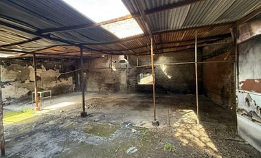 Galpón en venta de 360 m2 cubiertos y 967 m2 de terreno!!!!