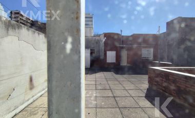 Casa en  calle 54 entre 8 y 9