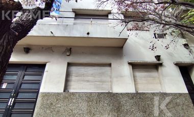 Casa en  calle 54 entre 8 y 9