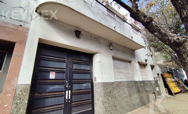 Casa en  calle 54 entre 8 y 9