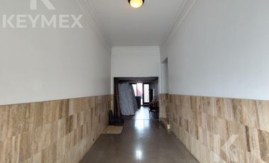 Casa en  calle 54 entre 8 y 9