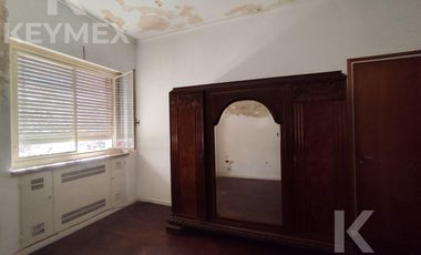 Casa en  calle 54 entre 8 y 9