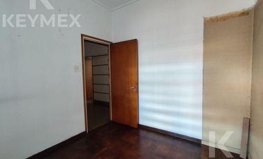 Casa en  calle 54 entre 8 y 9