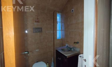 Casa en  calle 54 entre 8 y 9