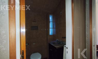 Casa en  calle 54 entre 8 y 9