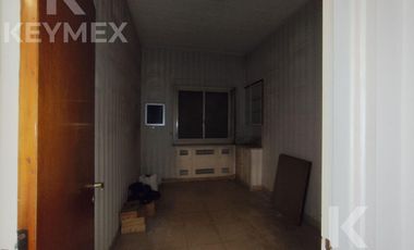 Casa en  calle 54 entre 8 y 9