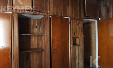 Casa en  calle 54 entre 8 y 9