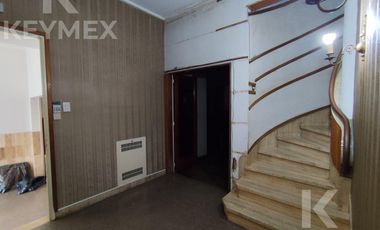 Casa en  calle 54 entre 8 y 9