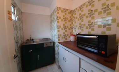CASA EN VENTA TORTUGUITAS-LOTE 2100 M2- 4 AMBIENTES- 2 BAÑOS - PILETA-QUINCHO-PARRILLA.
