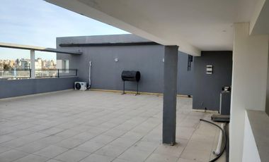 Departamento en dos plantas - 1 dormitorio CON COCHERA - Neuquén capital