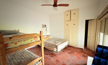 Venta/Permuta Casa Dos Dormitorios Piscina Jardin Parquizado. Playa Hermosa. Arroyo Seco