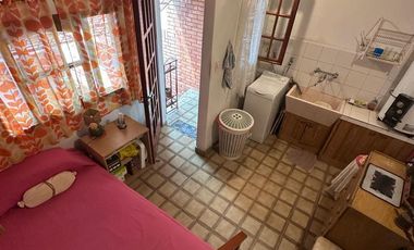 Casa con garage sobre Avenida en venta!!!