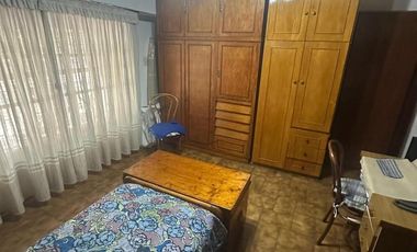 Casa con garage sobre Avenida en venta!!!