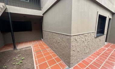 Alquiler- Casa - 3 Dormitorios - B° Inaudi