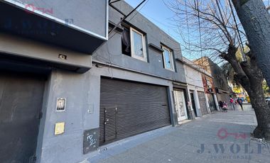 4 Locales + Casa + Deposito - Venta en  Bloque   475 m2