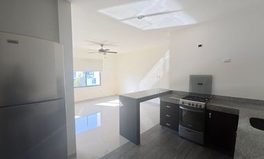 Departamento cerca de city center sin muebles de tres recámaras y dos baños