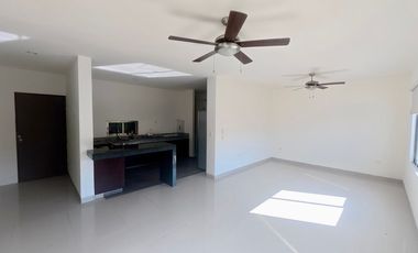 Departamento cerca de city center sin muebles de tres recámaras y dos baños