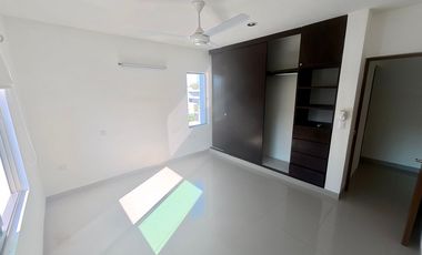 Departamento cerca de city center sin muebles de tres recámaras y dos baños