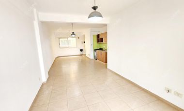 Deheza 3100 - Saavedra - Excelente monoambiente divisible con balcon aterrazado y parrilla propia