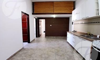 Disponibilidad Inmediata Casa 3 Ambientes en Alquiler en Ituzaingó - Parrilla, Pileta y Cochera desc