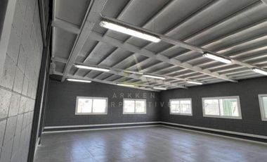 Nave Industrial en  alquiler en Ezeiza