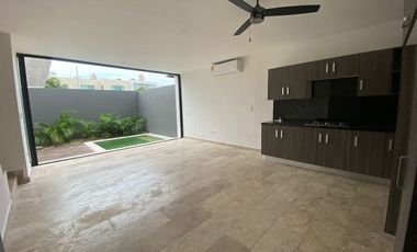 Casa en Renta en Privada Luana, Norte de Mérida